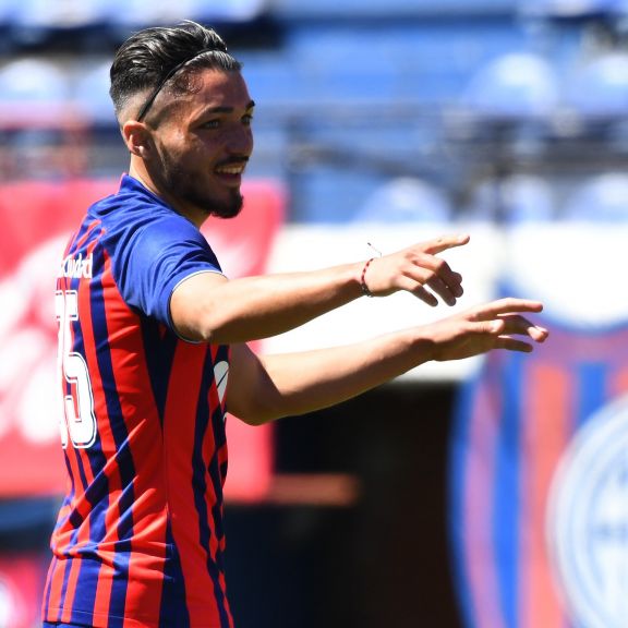 ¡Triunfos amistosos!