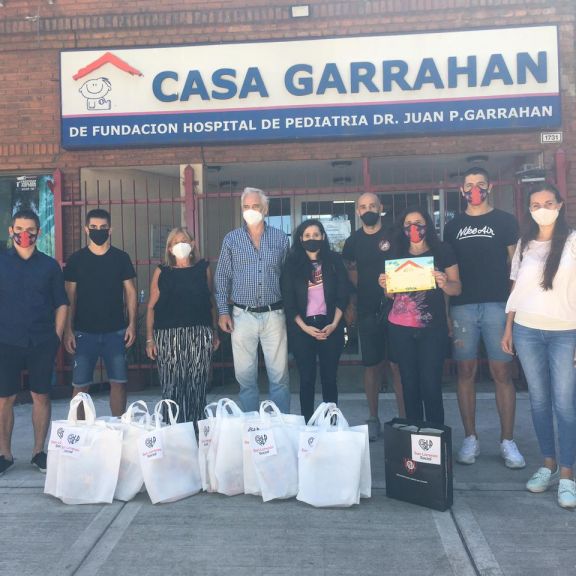 Regalando sonrisas en la Casa Garrahan