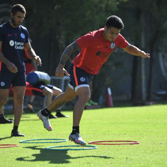 Con la cabeza en la Copa