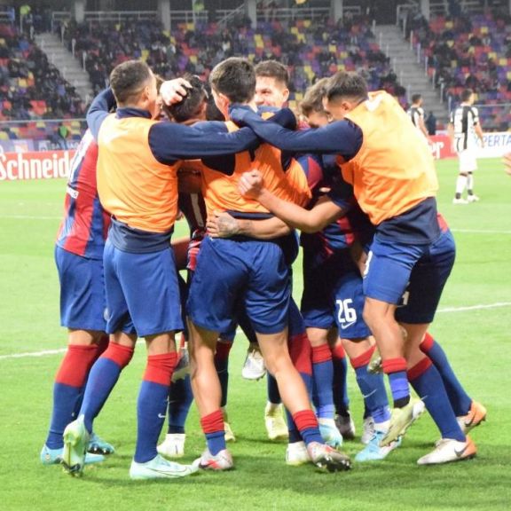 El Ciclón sopló en Santiago