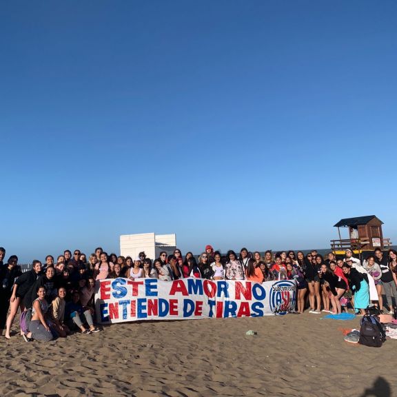 Las chicas viajaron a Mar del Plata 