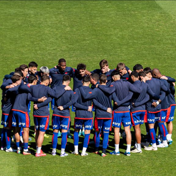 ¡Vamos por el clásico abrazo, Ciclón!